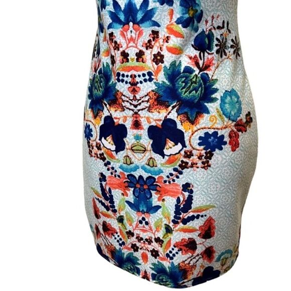 Bisou Bisou Blue Floral Print Dress Adjustable Halter Strap Top Zip Back Size 4 - Picture 2 of 12